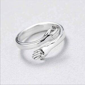 925 Sterling Silver Hugging Hands Ring